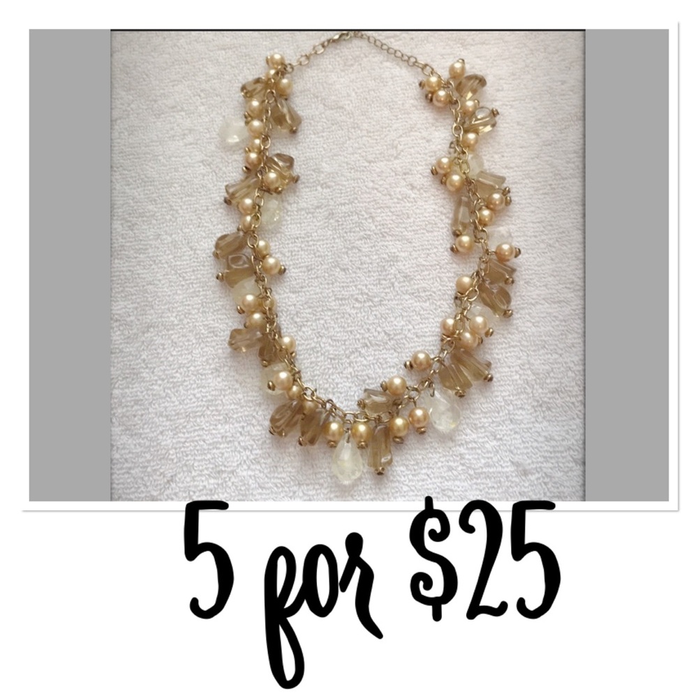 🚨CLOSET CLOSING🚨 Gold/Amber Beaded Necklace